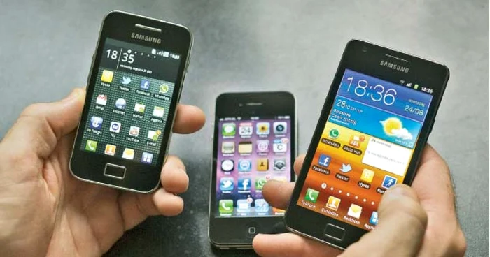 Câştigătorul războiului Samsung-Apple va fi decis în funcţie de vânzările de Sărbători