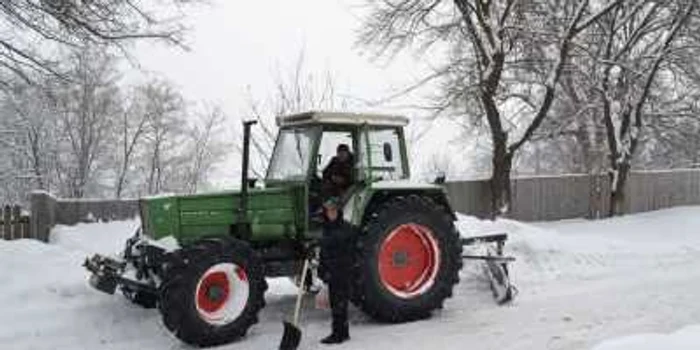 Autoritățile județene se ceartă de la banii alocați pentru deszăpezire