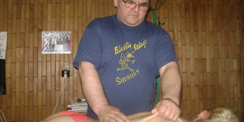 Romulus Boţoiu este acum kinetoterapeutul fotbaliştilor de la Olimpia