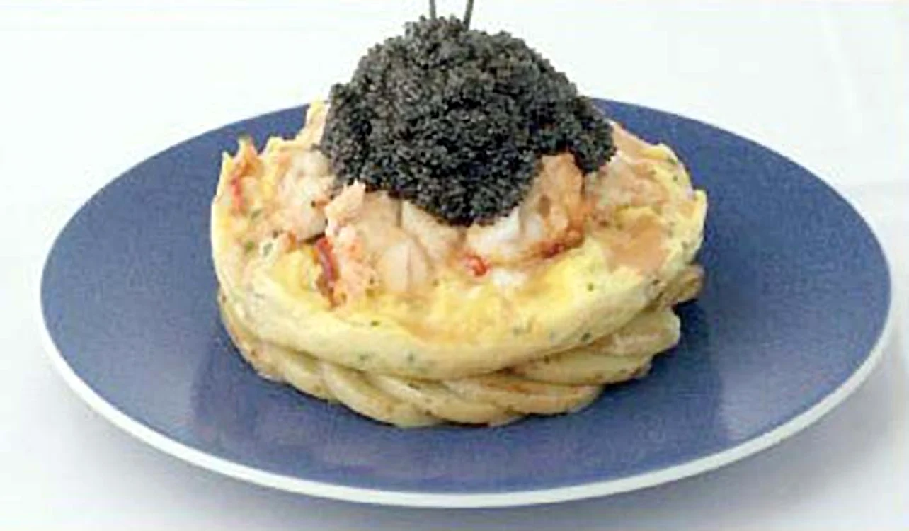 Omletă. Preparată din homar şi caviar 1.000 $ (3.288 lei)