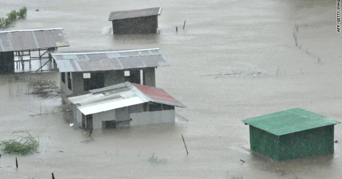 Locuinţele au fost inundate de ploile torenţiale aduse de taifunul Megi - sursa foto: CNN