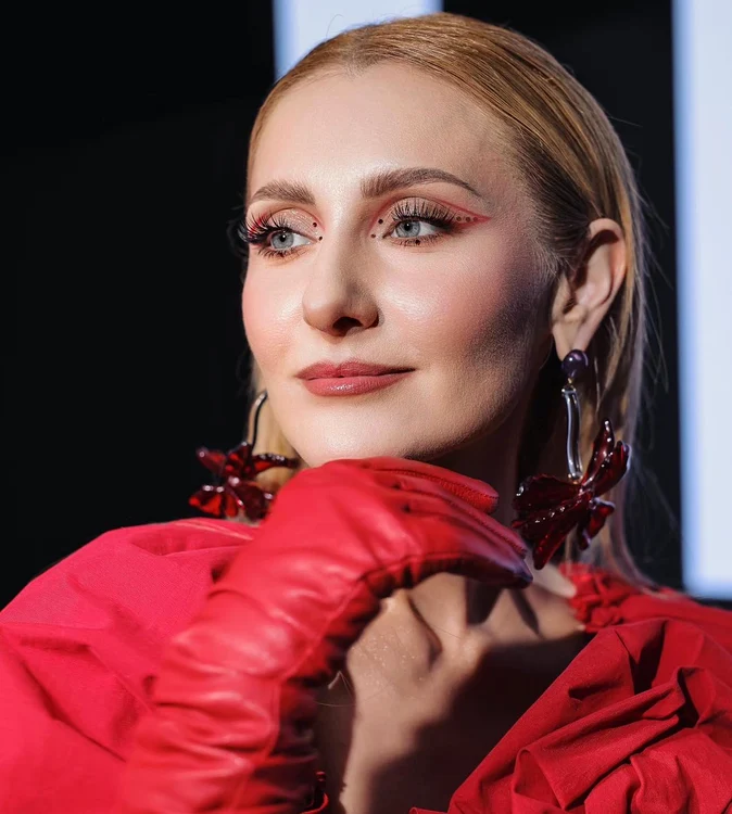 Alina Sorescu FB2 jpg