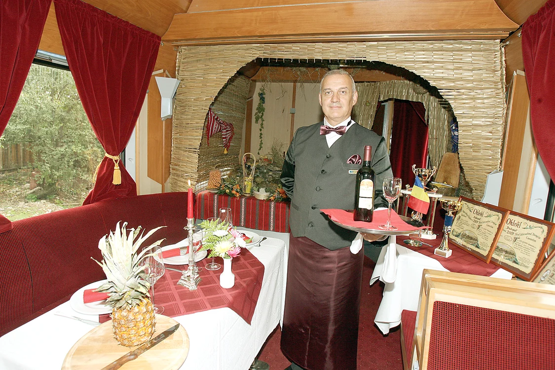 
    Dacă vrei să petreci Crăciunul în tren, tariful de transport porneşte de la 25 de euro/kmFoto: Click!  