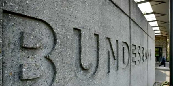Banca centrală a Germaniei, Bundesbank, a redus prognoza de creştere economică pentru 2012, la mai puţin de 1% 