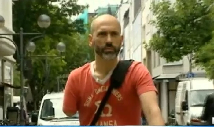 
    Bogdan Ionescu are o bicicletă cu o singură frânăcaptură Pro TV  