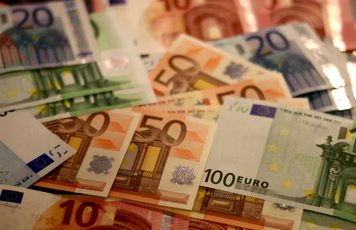 moerschy money 1005479 1280 jpg