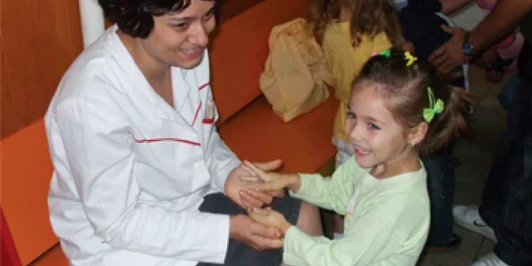 Ramnicu Valcea: Elevii şi studenţii, verificaţi dacă au simptome de gripă