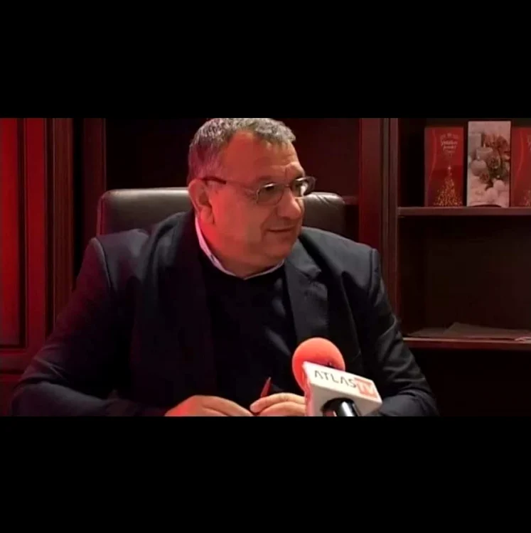 Iulian Dumitru a fost primar al comunei Slobozia Bradului până în septembrie 2020