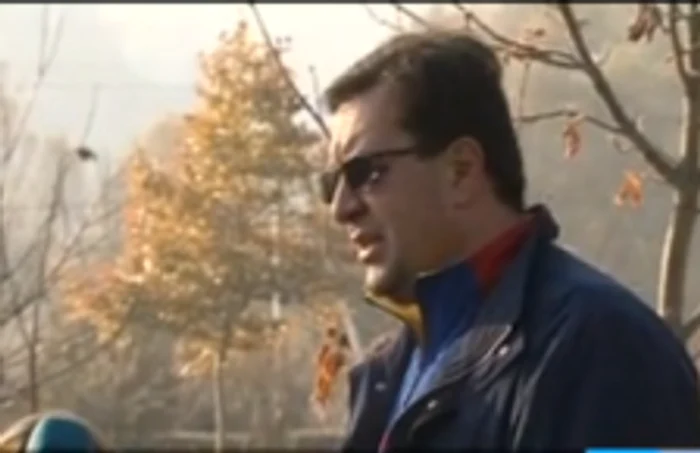 Marian Lupu a sădit puieți de brad. FOTO: captură Publika TV