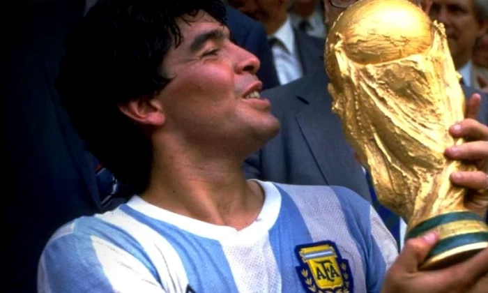 Poveştile Cupei Mondiale  Maradona marchează golul secolului jpeg