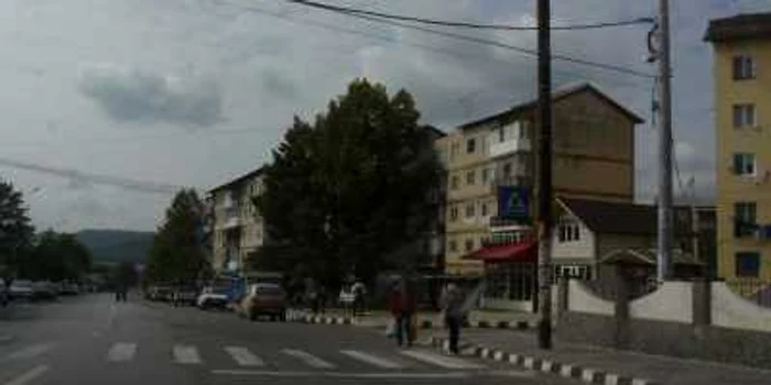 Branşamentele acoperă atât zona de case, cât şi pe cea de blocuri
