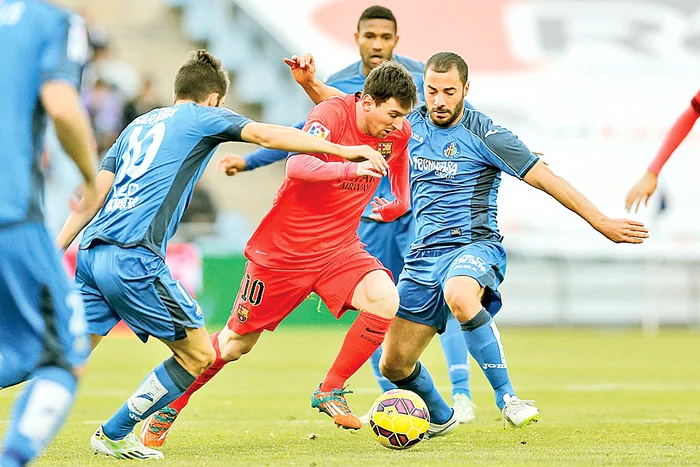 
    Diseară se va juca finala Campionatului Mondial al Cluburilor    