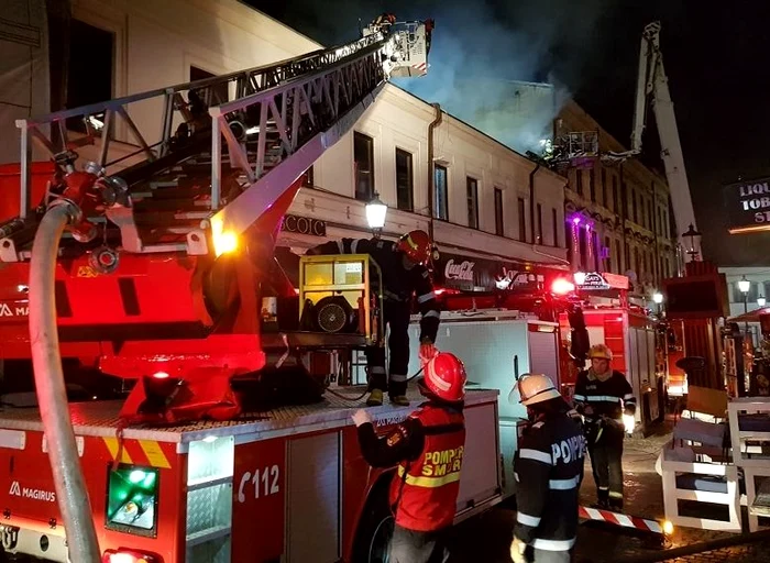 Pompierii nu au avut o noapte liniștită de Învierefoto: ISU Bucureşti-Ilfov