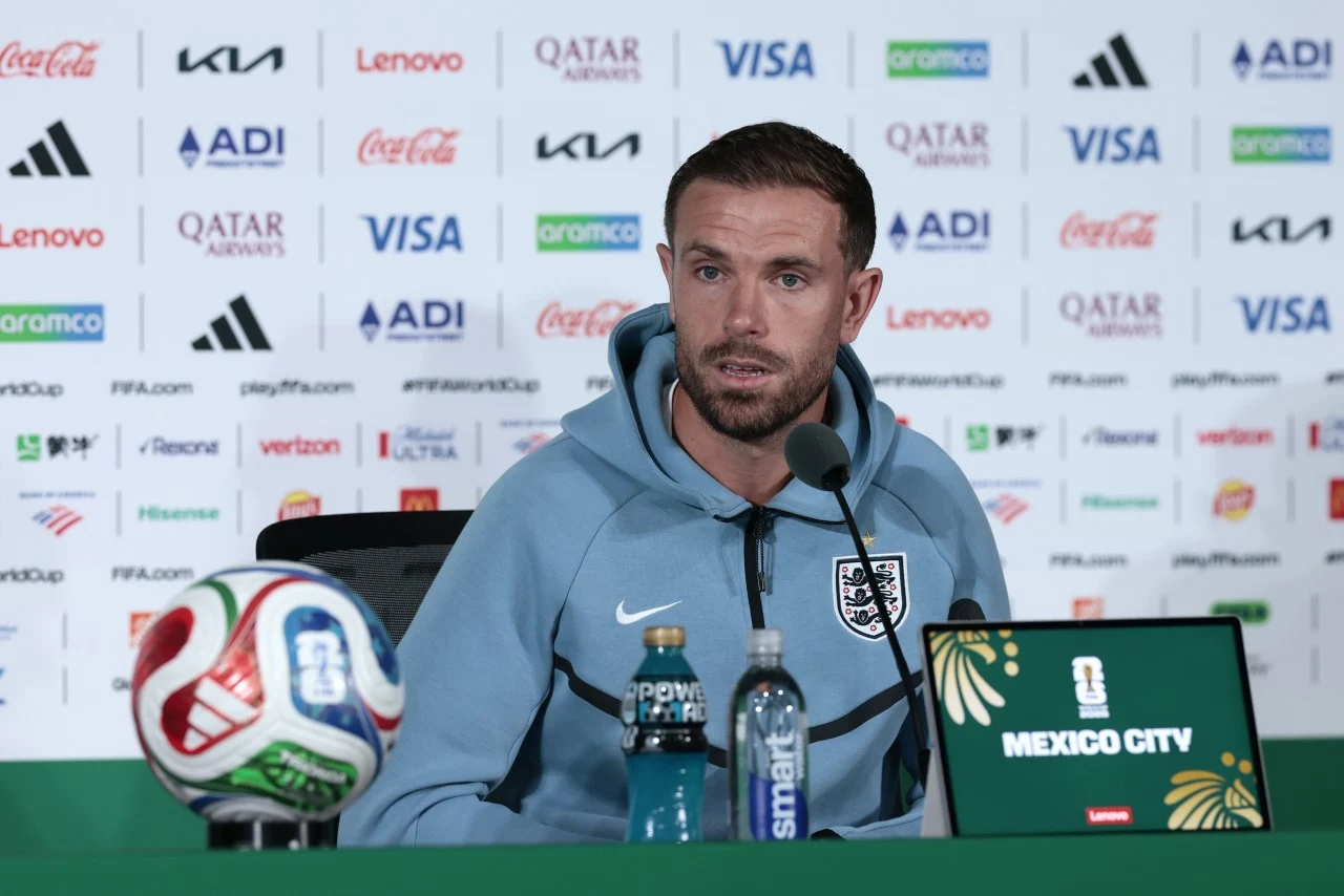 Englezul Jordan Henderson s-a accidentat grav în timp ce sărbătorea cu fanii