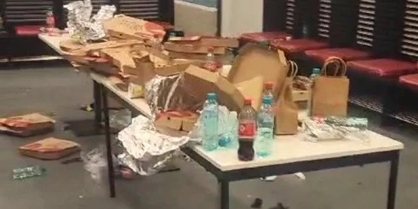 Cum au lăsat kosovarii vestiarul după meciul cu România  Captură DigiSport jpeg