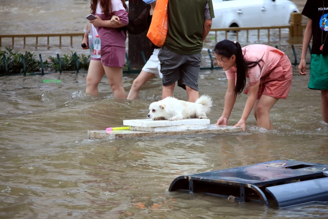 Provincia Hunan este afectată de inundaţii puternice                                                   FOTO EPA - EFE