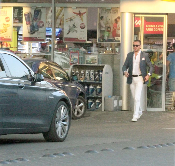 Amicul lui Mutu era îmbrăcat la patru ace