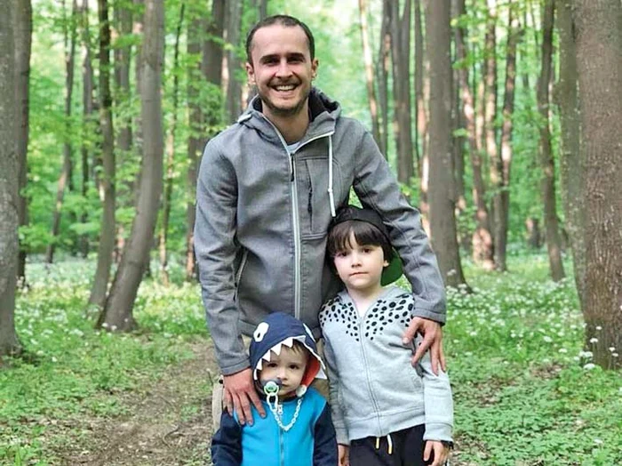 Merge la munte cu cei doi băieţi ai lui de 15-20 de ori pe an