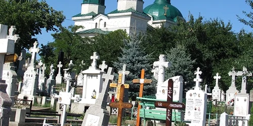 cimitir husi jpg