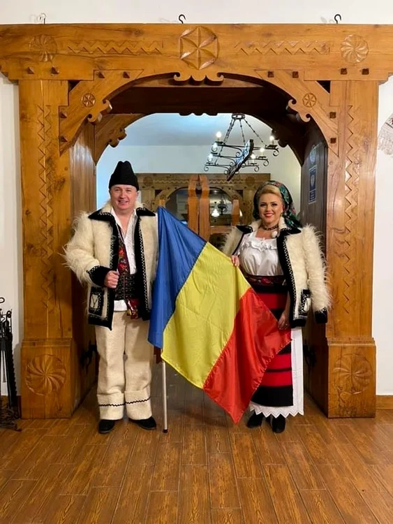 Cornelia și Lupu Rednic au sărbătorit Ziua Națională în Sighetu MarmațieiFoto: Facebook