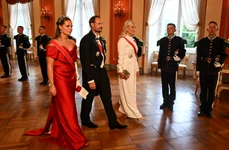 Prințesa Ingrid Alexandra, Prințesa Mette Marit și Prințul Haakon i au primit la Oslo pe soții Macron, Profimedia (1) jpg