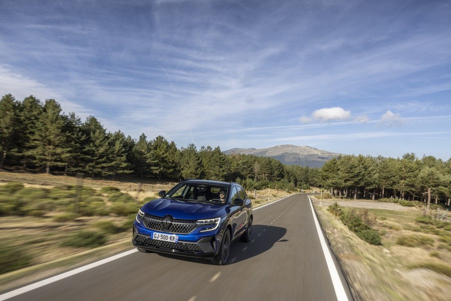 Vânzările Renault Group au crescut în 2023 cu 9% față de anul precedent