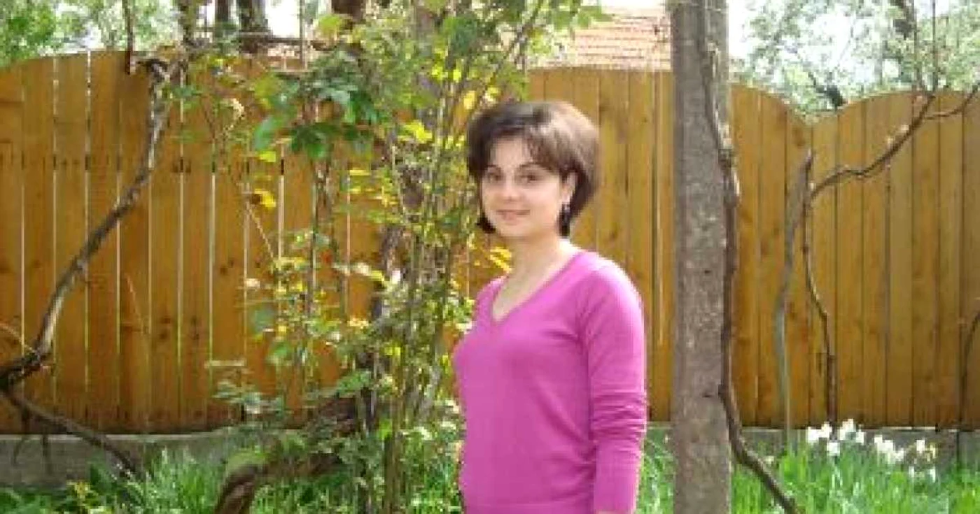 Turnu Severin: Alexandra Măroiu, tânăra care iubește meseria de stomatolog