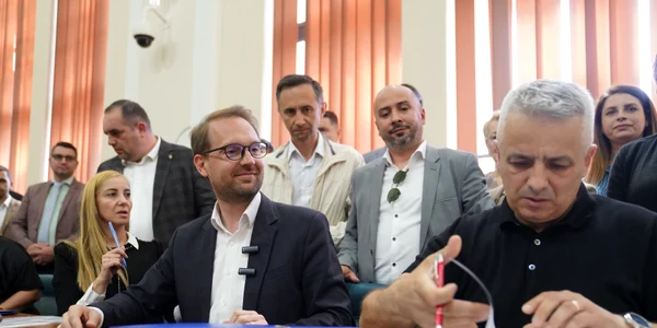 Fritz și-a depus dosarul pentru o nouă candidatură FOTO Dominic Fritz