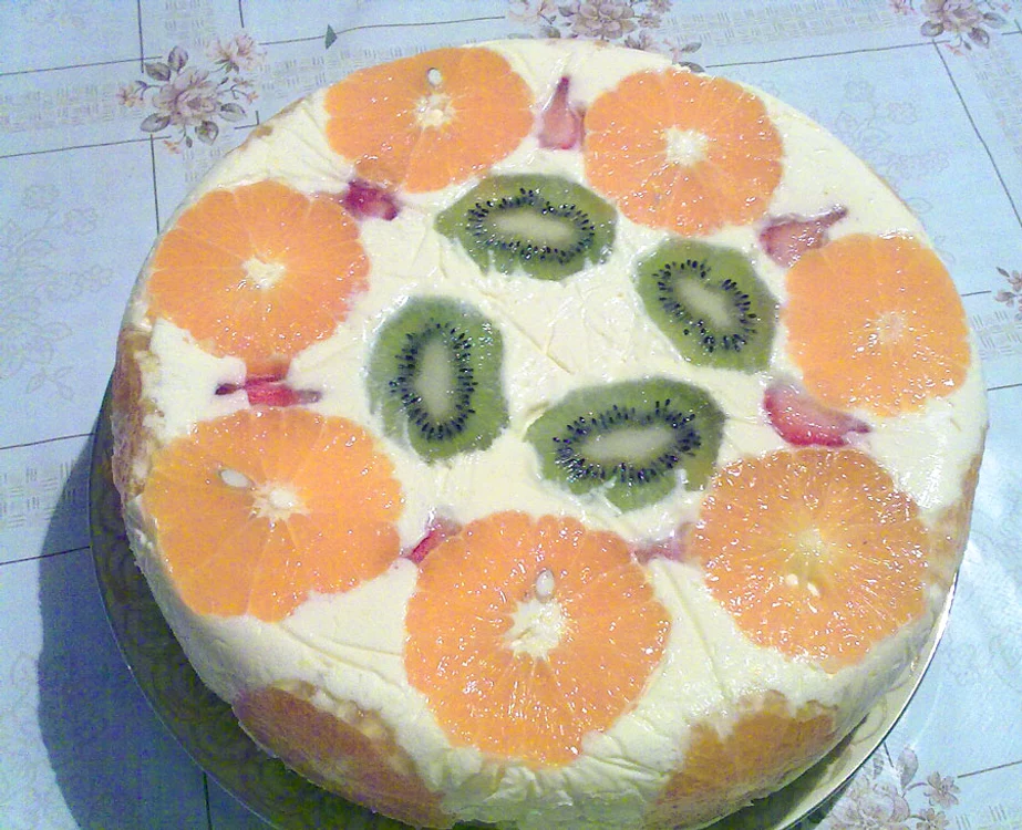 
    Tort cu fructe  