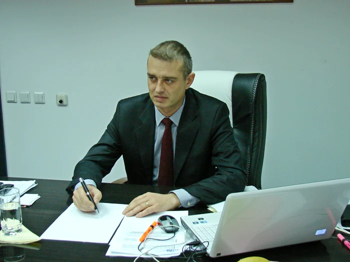 
    Viorel Popescu a avut un mandat scurt la șefia RATB, dar a profitat din plin de poziția sa  