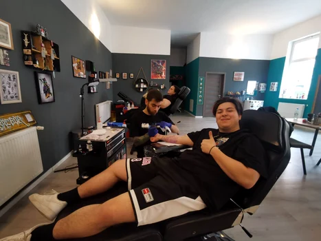 salon 7 jpg