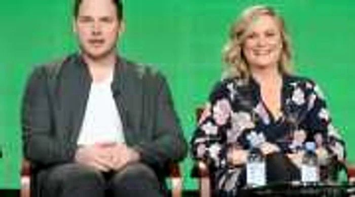 La această ceremonie
insolită, Chris Pratt a purtat „lenjerie intimă de dinozaur“,
iar Amy Poehler a primit titlul de femeia anului pe 2015 din partea
asociaţiei Hasty Pudding Theatricals de la Harvard FOTO
GettyImages/Gulliver