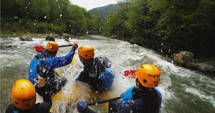 Rafting Defileul Jiului