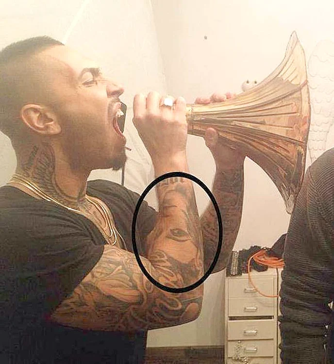 Velea o are şi pe Antonia tatuată pe braţul drept