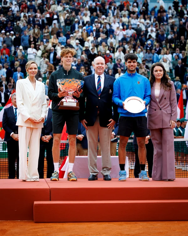 Charlene și Albert la finala de tenis Rolex Masters jpg