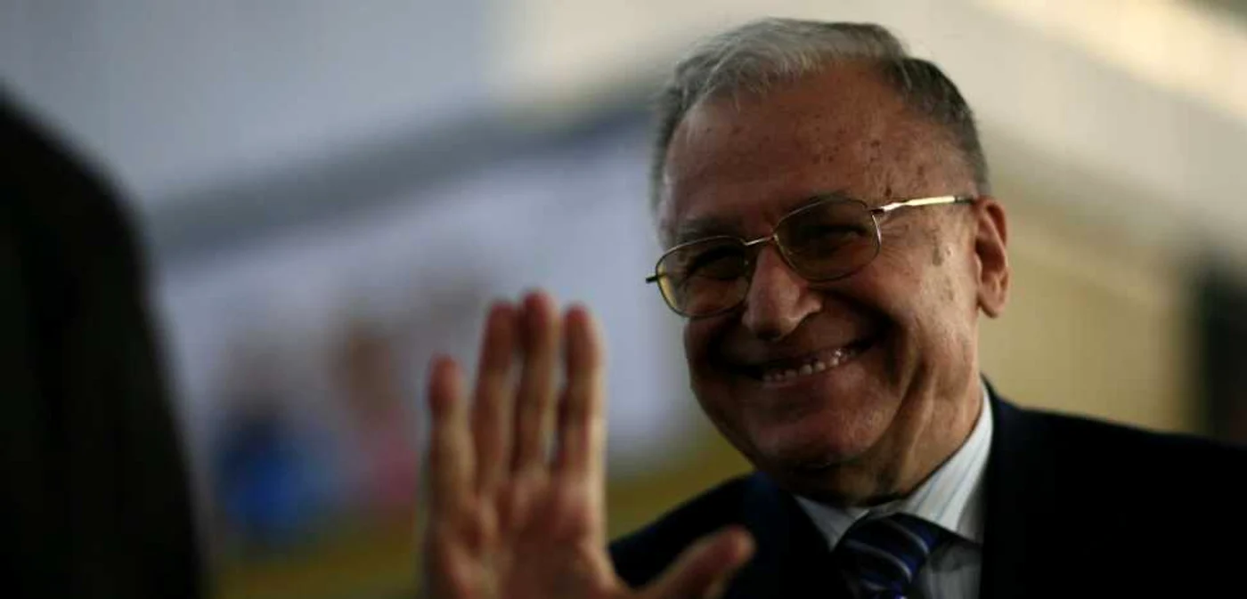 Ion Iliescu se află în continuare internat la Spitalul Elias din Bucureşti Foto: Adevărul
