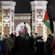protest închisoare Londra captură FlusNews jpg