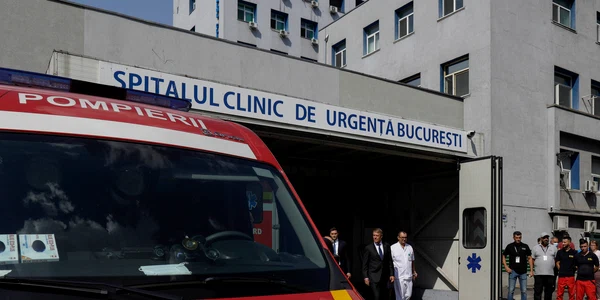 Klaus Iohannis in vizita la spitalul Floreasca dupa explozia de la Crevedia  Foto Inquam Photos  Octav Ganea (8) jpg