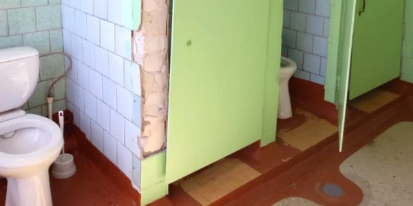 Wc-uri scoli Rusia