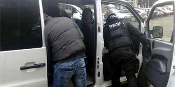Cluj: Descinderi ale procurorilor DIICOT la falsificatorii de carduri (UPDATE)