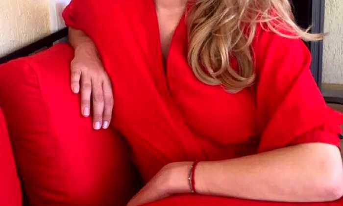Valentina Pelinel jpeg
