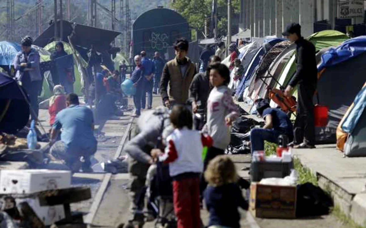 Migranţi în Grecia FOTO AFP
