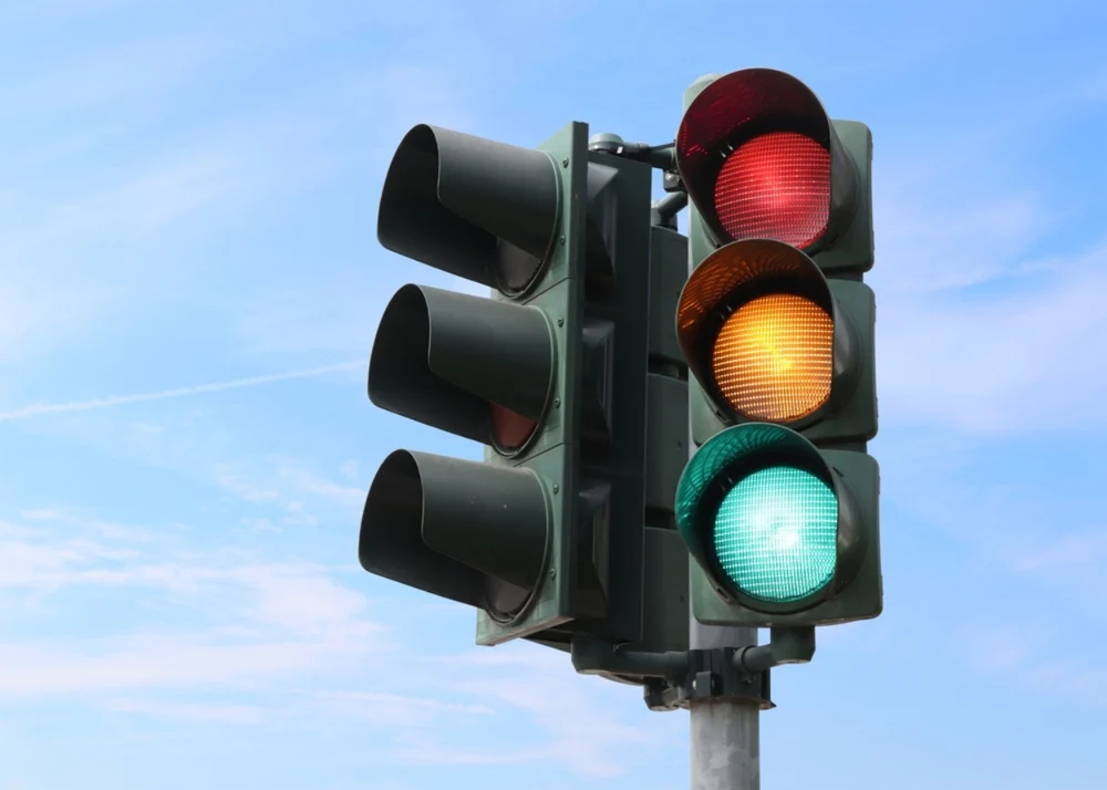 Trafic dat peste cap în Capitală: mai multe semafoare nu funcționează. Ce trebuie să facă șoferii în trafic