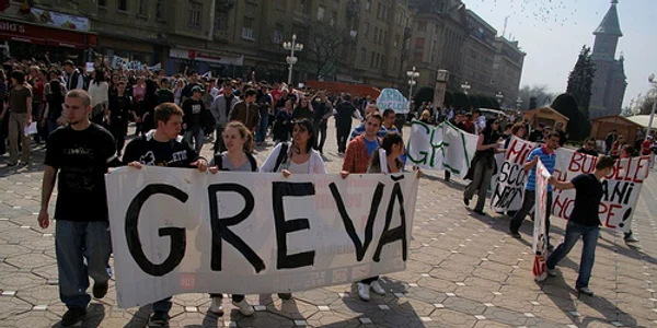 Dacă nu li se schimbă Statutul, studenţii mureşeni ameninţă cu proteste foto arhivă