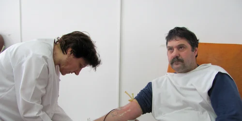 Marcel Dumitru vine de 23 de ani ca să doneze sânge pentru cei aflaţi în suferinţă