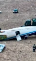 O sectiune a avionului Azerbaijan Airline prabusit in Kazahstan a ramas aproape intreaga cezi de pasageri au fost salvati webp