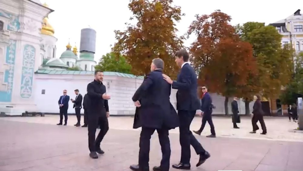 De ce emisarii de pace ai președintelui Trump au ajuns la Kiev cu trenul. Zelenski: „Aeroporturile noastre funcționează”