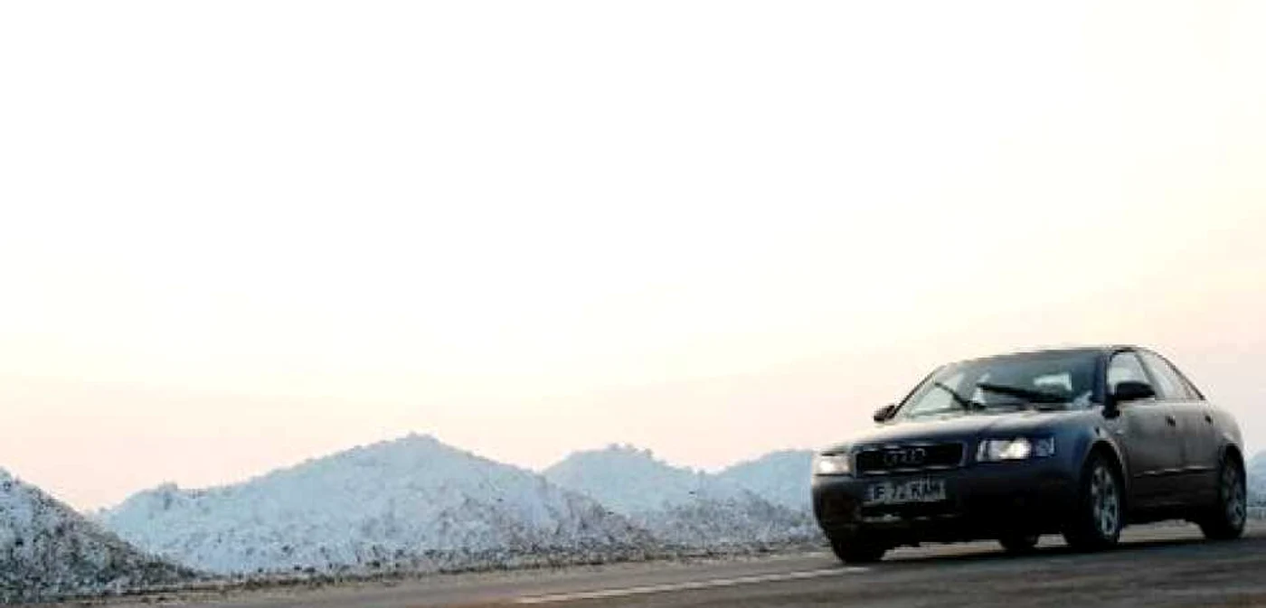 Traficul pe A2 s-a reluat, însă mai există regiuni cu polei