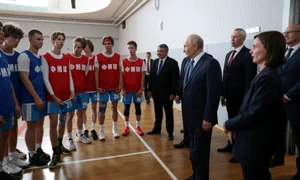 Vladimir Putin a discutat cu studenți din Novosibirsk FOTO Profimedia