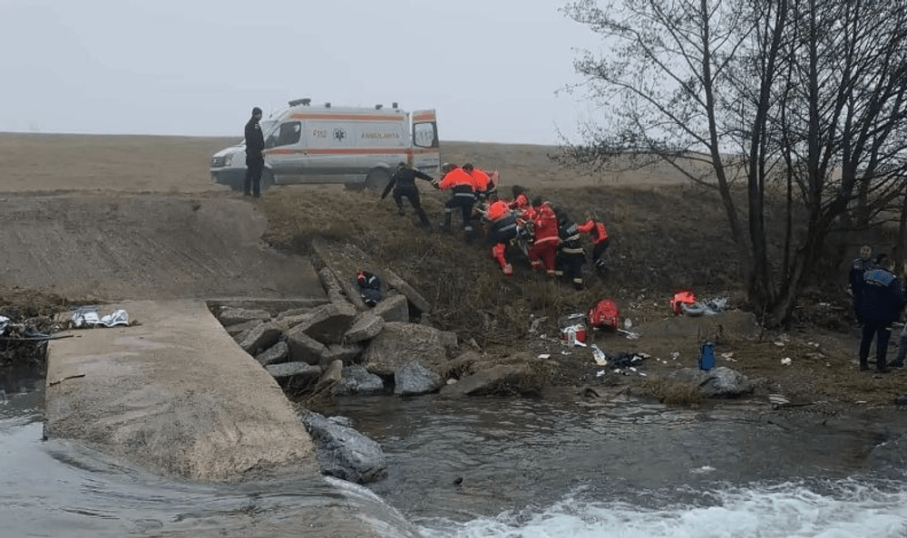 Depresia post-natală poate duce la suicid. Cazul unei mame de 30 de ani din Alba Iulia care s-a aruncat într-un râu